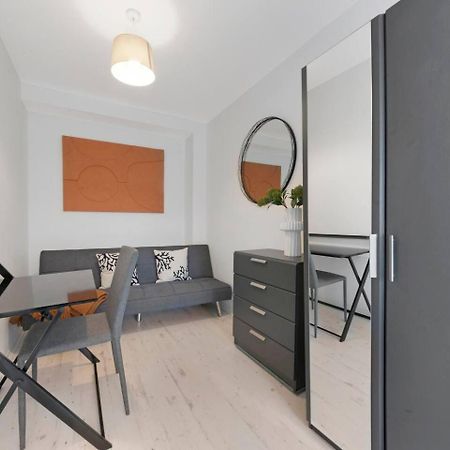 2 Bed Apartment- Finsbury Park Station B London Ngoại thất bức ảnh