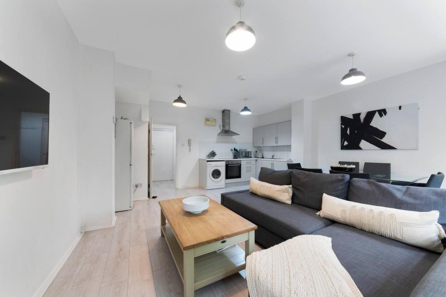 2 Bed Apartment- Finsbury Park Station B London Ngoại thất bức ảnh