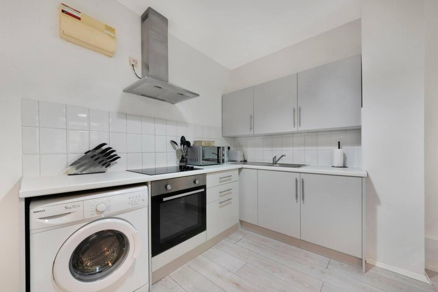 2 Bed Apartment- Finsbury Park Station B London Ngoại thất bức ảnh